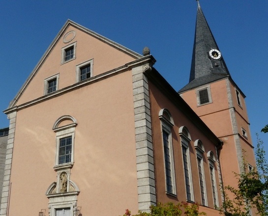 Außenansicht der Pfarrkirche St. Michael in Kirchheim